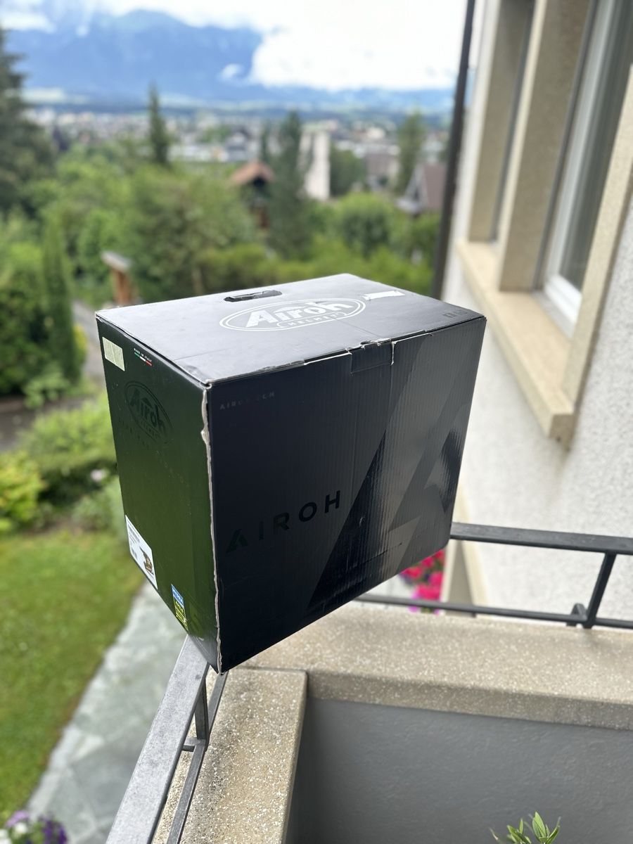 Airoh Casques & visières: Airoh Aviator 3 Rockstar edition Helm – Neuf avec emballage d'origine à Thun par tricoli 6