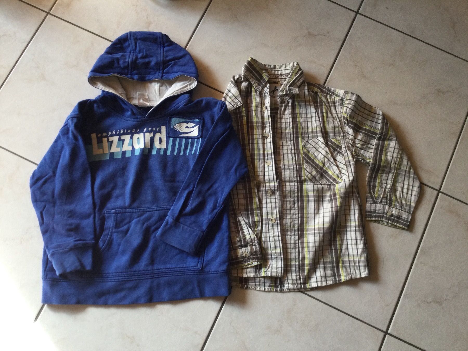 Ensembles coordonnés: Pullover und Hemd Grösse 116 – D'occasion à Hallwil par claire70