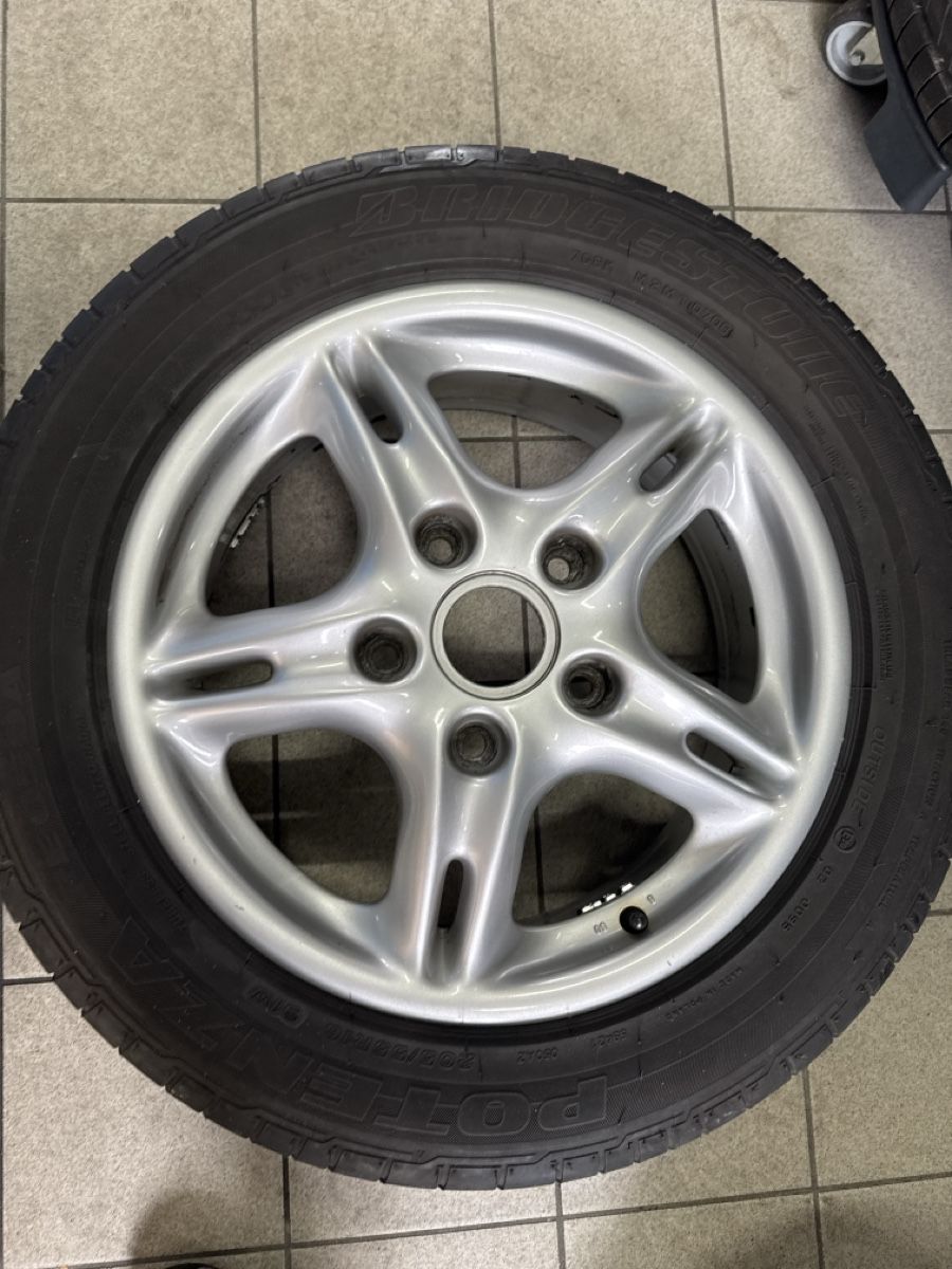 Pneumatici & Ruote complete: Porsche Boxter Sommerkompletträder  – Usato da Oftringen venduto da lar_569b 1