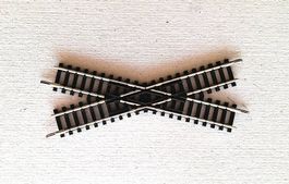 Minitrix Kreuzung 30°