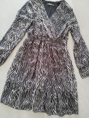 Festliches schönes Kleid NEU Gr. M