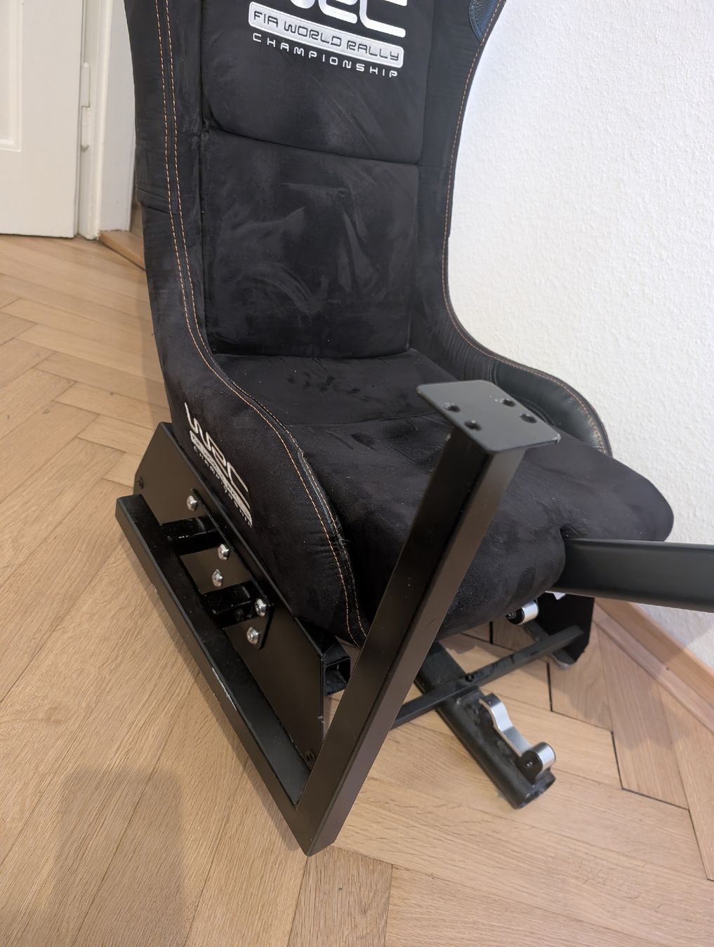 Playseat Stühle: Playseat WRC Edition Alcantara  – Gebraucht aus Basel von  3