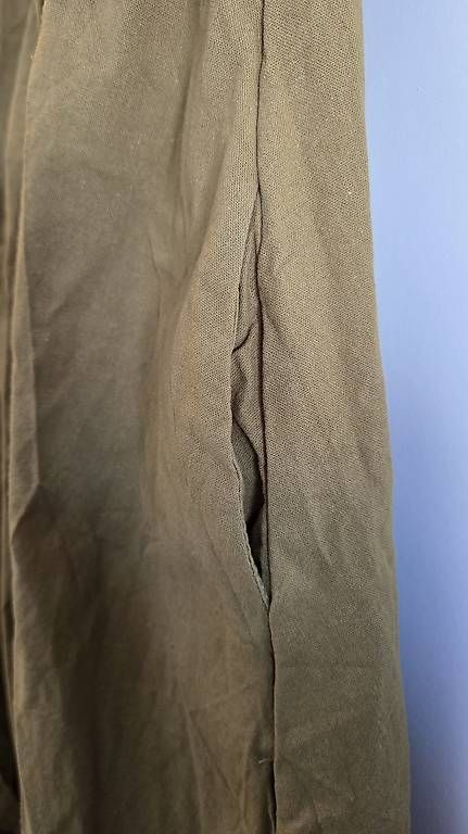 Robes: Oliv Kleid mit Taschen, Onesize – D'occasion à Bern par nigq 2
