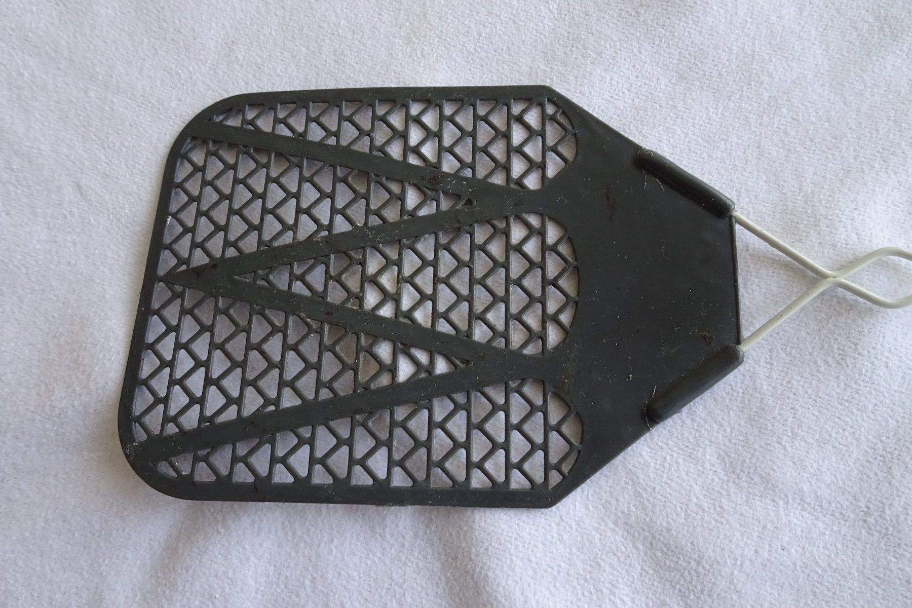 Altro per la casa: Fliegenklatsche – Usato da Strengelbach venduto da schmetterling20