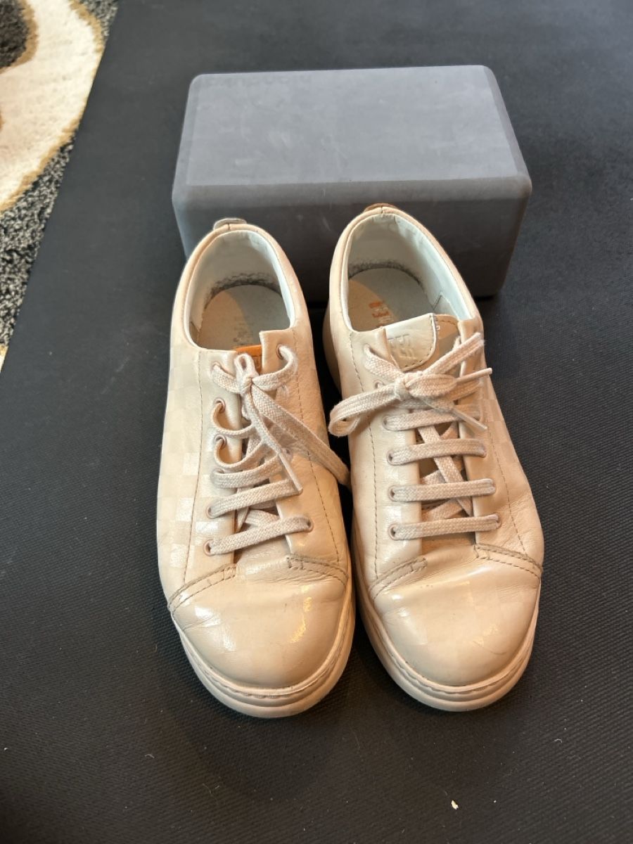 Camper Scarpe da donna: Camper Twin Leather Sneakers - Size 40 - Great Value! – Usato da Basel venduto da kst_27ts 2