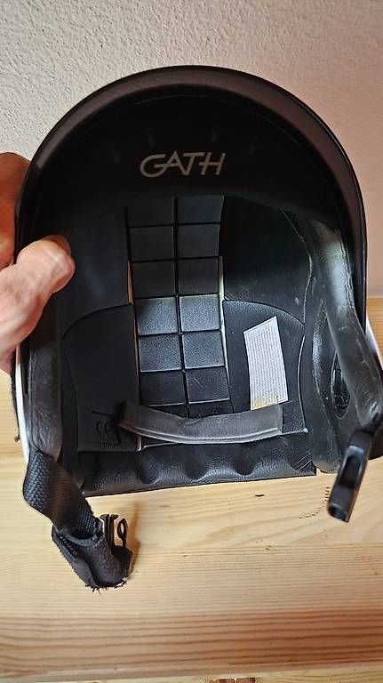 Caschi & visiere:  Casco GATH da paracadutismo – Usato da S. Antonino venduto da Viadoro.ch 3