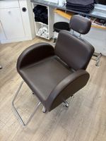 Friseurstuhl / Coiffeur Sessel Braun