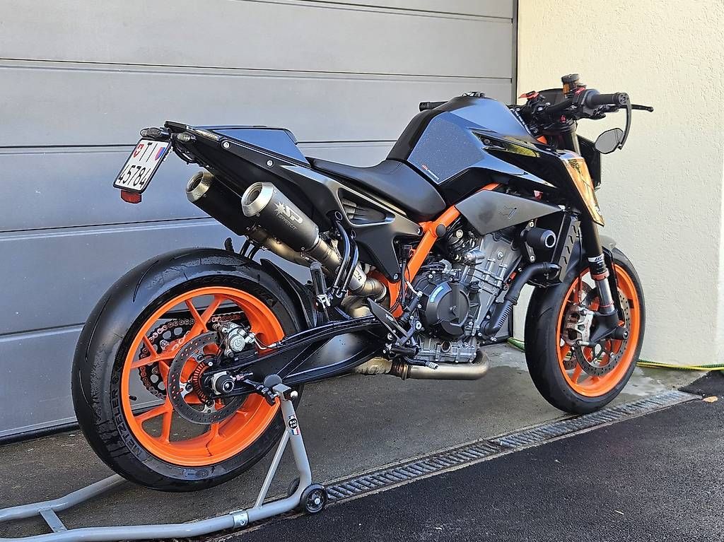 Strada: KTM Duke 890r – Usato da Davesco-Soragno venduto da die_2c7m 4
