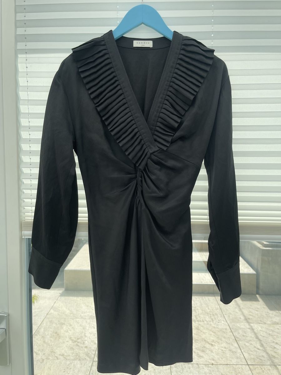 Sandro Kleider: Sandro Kleid schwarz 36 – Gebraucht aus Weisslingen von Spiegelbild0