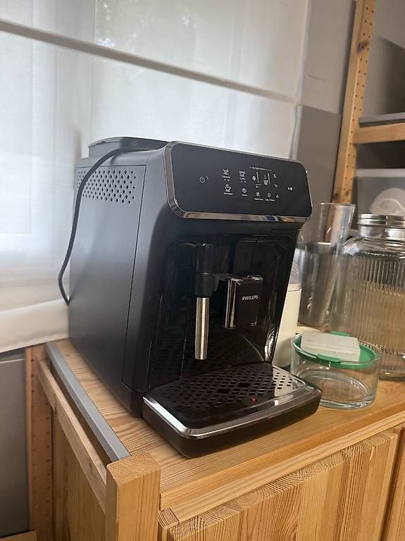 Machines à café & Machines à expresso: Kaffeevollautomat von Philips – D'occasion à Wallisellen par isamontanaro