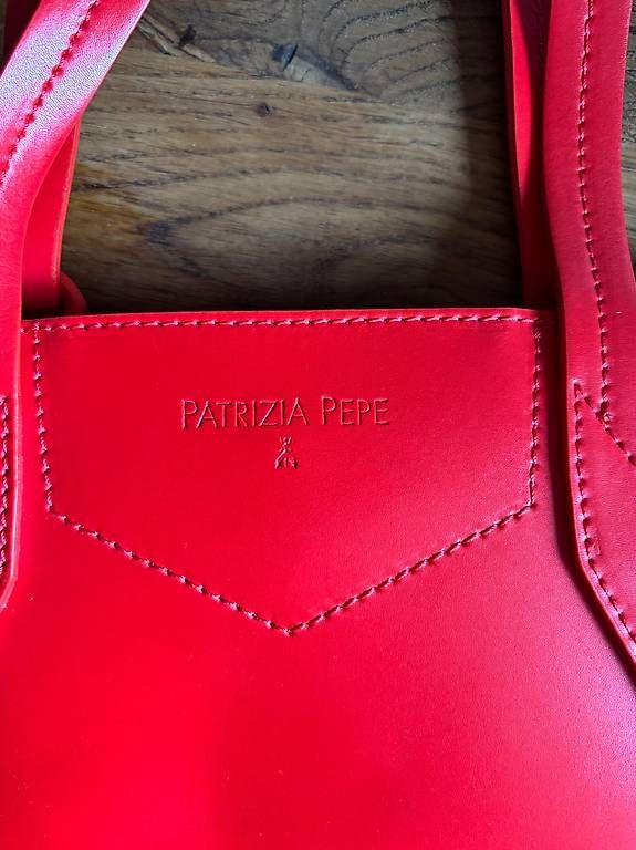 Patrizia Pepe Borse da donna: Patrizia Pepe Tasche – Nuovo (secondo la descrizione) da Winterthur venduto da elisaK 1