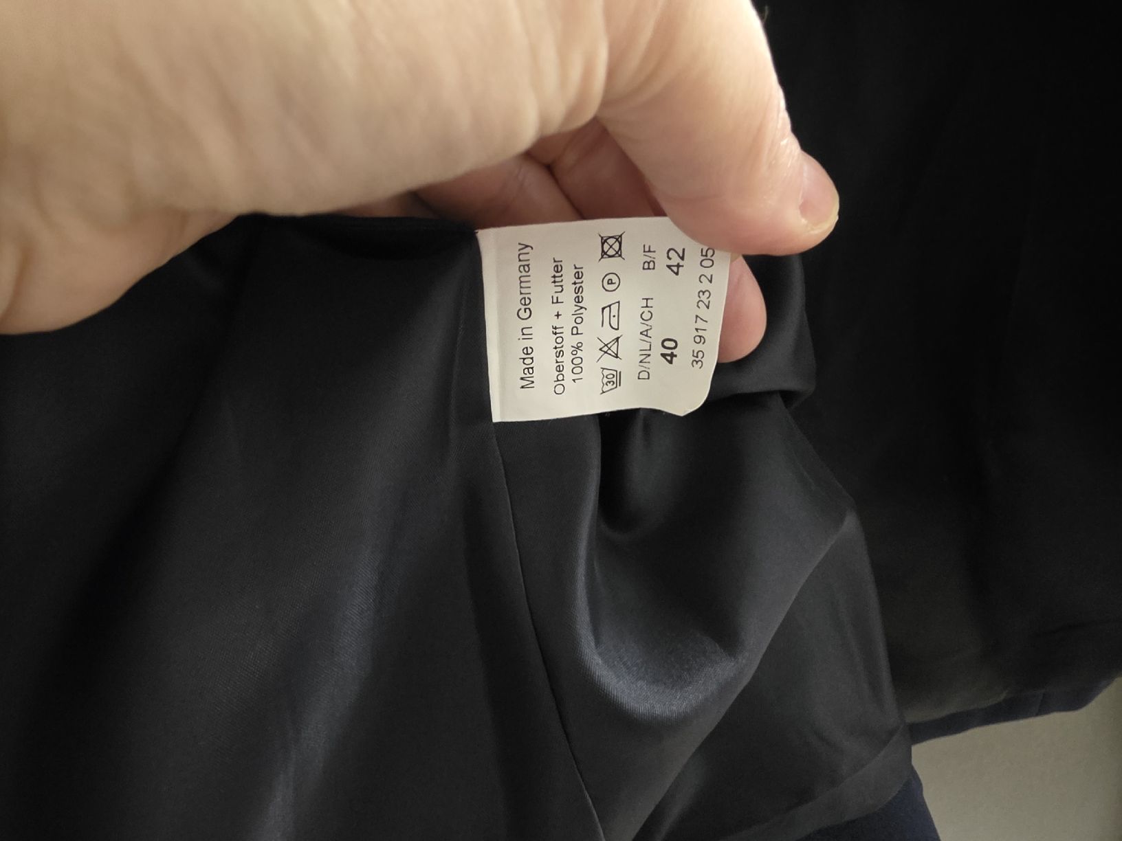 Ensembles & Tailleurs: tailleur 2 pièces – D'occasion à Crissier par han_qn9v 2