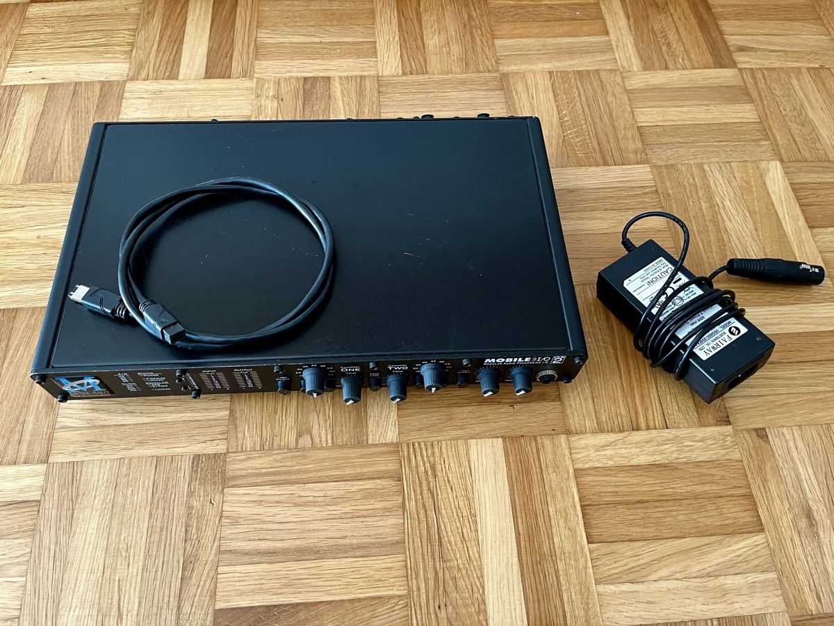 Attrezzatura per studi di registrazione: Metric Halo ULN-2 2d Interface – Usato da Glattfelden venduto da SML64 9