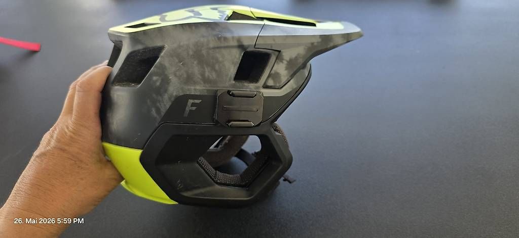 Caschi: Kindervelohelm FOX – Usato da Frasnacht venduto da Sapollo 6