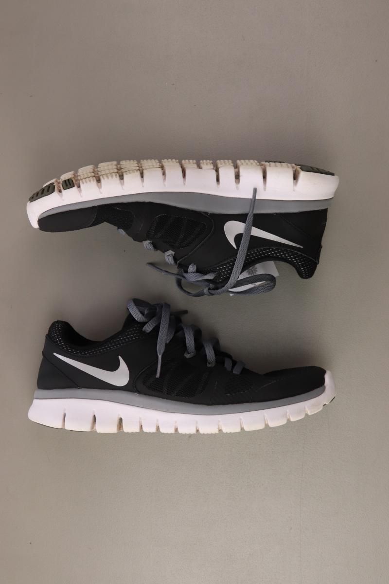 Scarpe da donna: Nike Sneaker Gr. 36,5 schwarz – Usato da Neustadt an der Waldnaab venduto da SecondLifeFashion 1