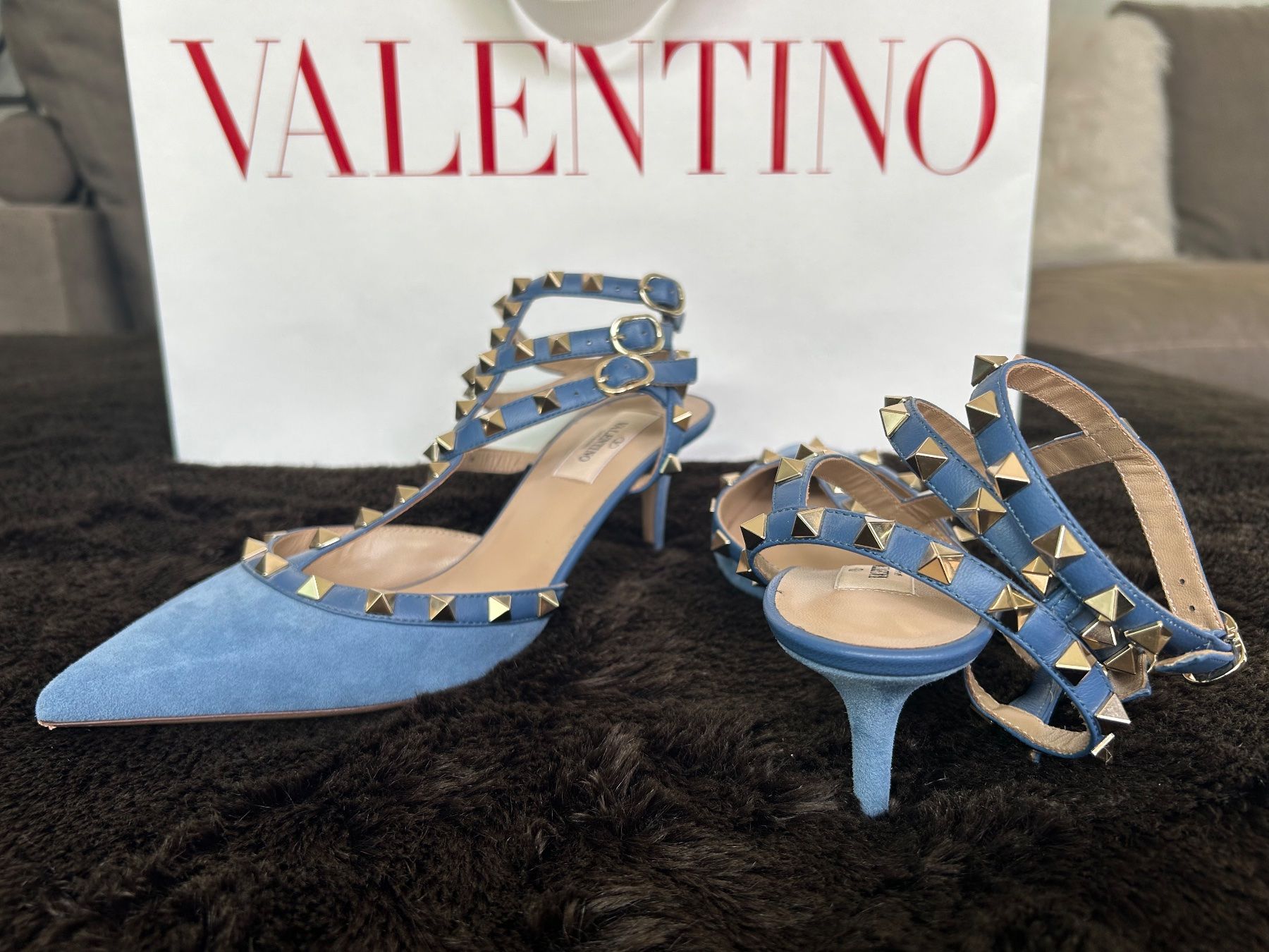 Valentino Scarpe da donna: Neue, ungetragene VALENTINO Garavani Rockstud Strap Pumps – Nuovo (secondo la descrizione) da Kilchberg ZH venduto da Anie. 1
