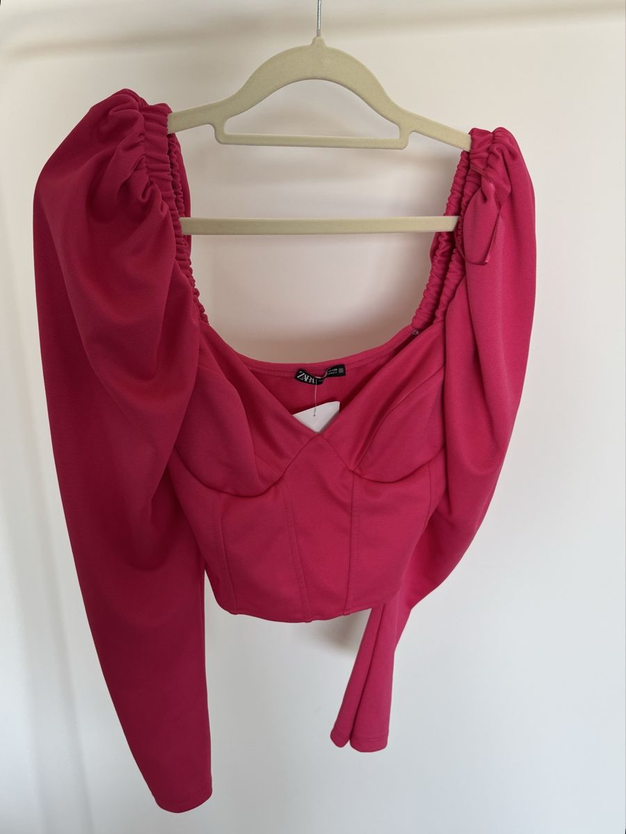 Zara Top: Zara Crop Top Pink mit Puffärmel – Nuovo (secondo la descrizione) da Zürich venduto da di_archive 3