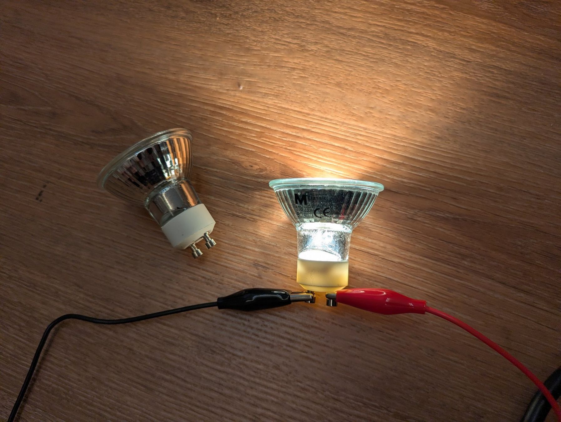 Lampade: 2x GU10 Halgon-Spot 50W, – Nuovo (secondo la descrizione) da Rupperswil venduto da Retos 3