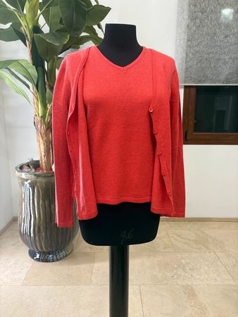 Edles Twinset in Koralle, Grösse S, Merino/Cashmir/Seide
