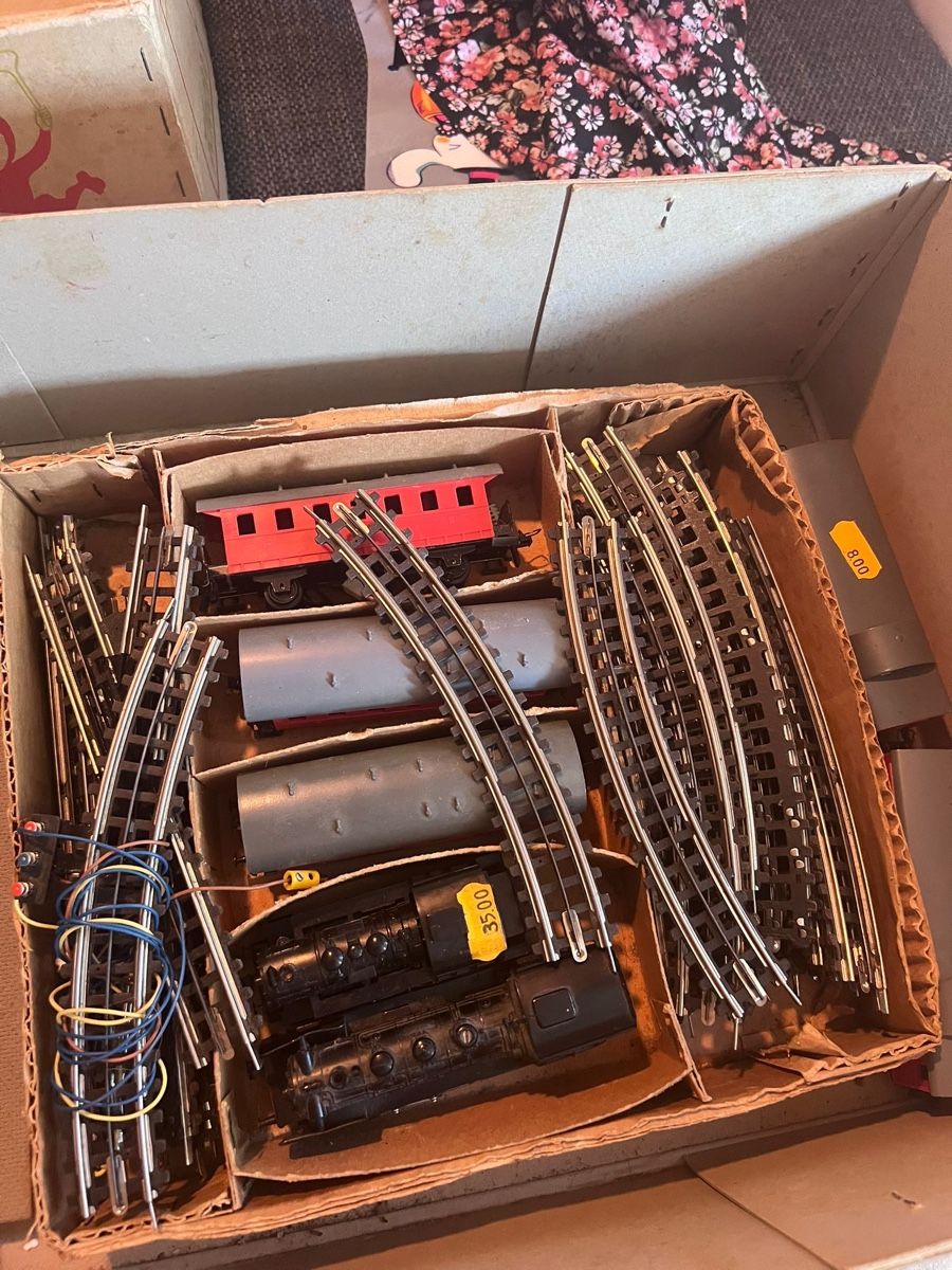 Modelleisenbahnen: Train set miscellaneous – Gebraucht aus Zürich von ban_wfc2