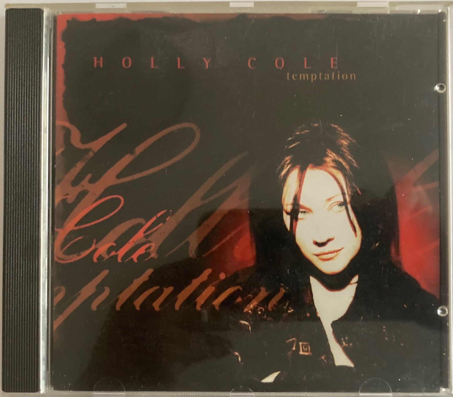 CDs: HOLLY COLE - TEMPTATION – D'occasion à Poliez-Pittet par Newtown-Records