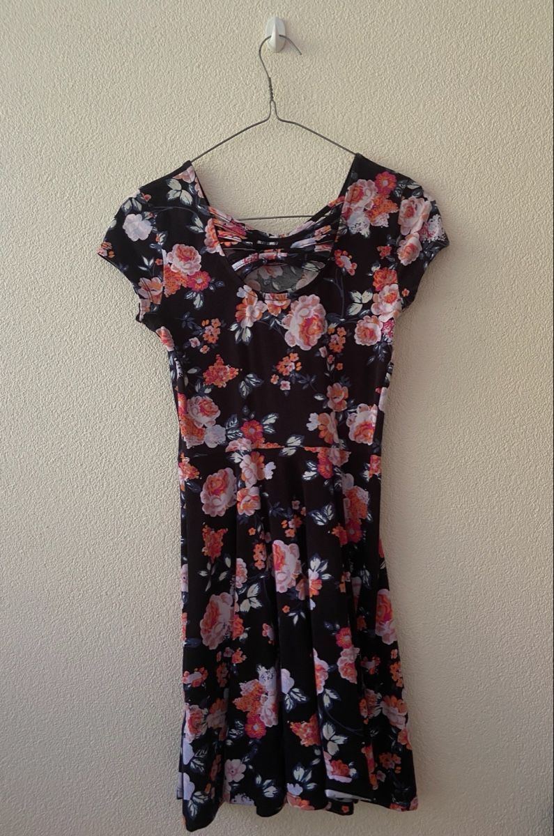 Tally Weijl Vestiti: Vestito a fiori – Usato da Gordola venduto da arizi_shop 1