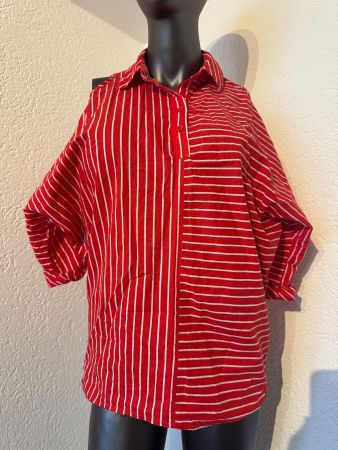 Rote Sommerbluse mit Streifen und Cut-Outs Gr M