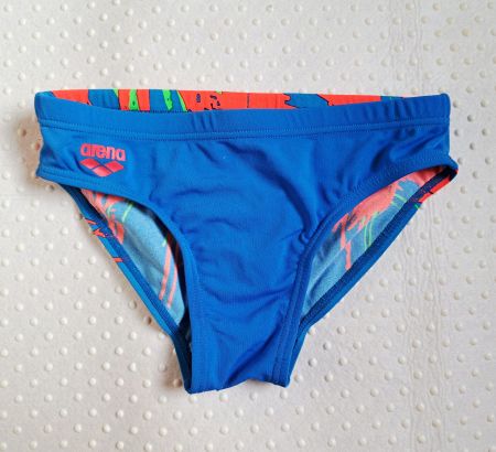 Neu! Modischer Arena Badeslip Gr. 140