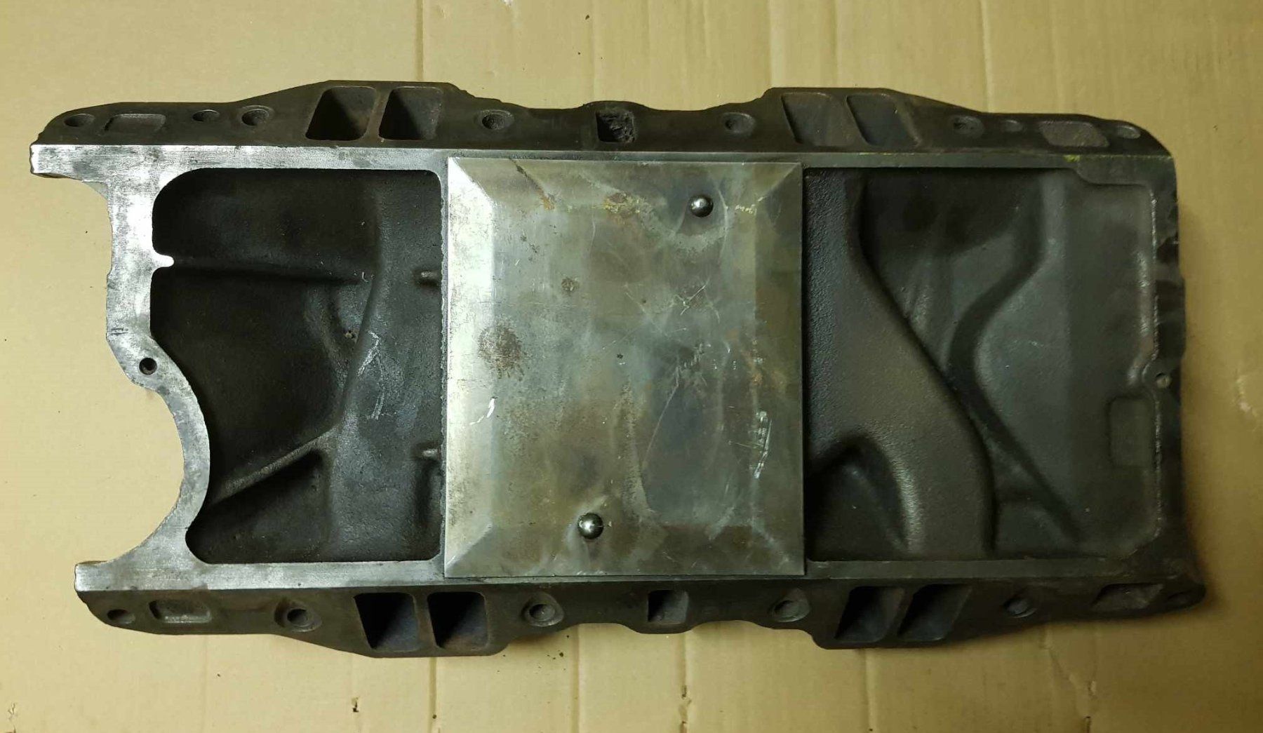 Mopar Tutti pezzi di ricambio auto: Mopar SB Intake Manifold – Usato da Niedergösgen venduto da usc_tt5r 4