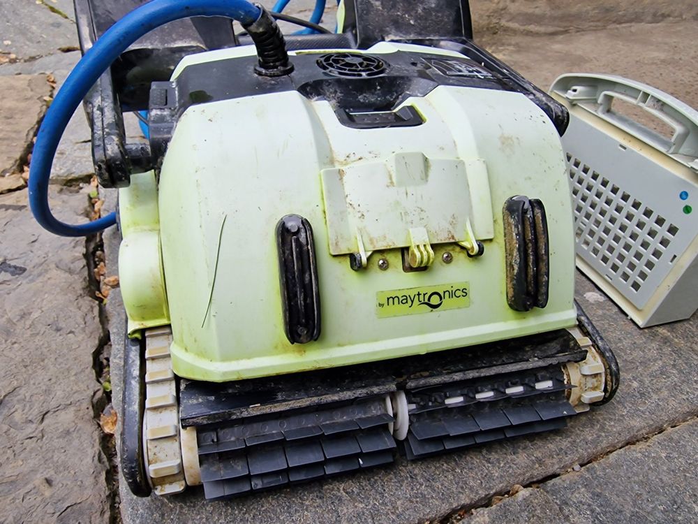 Teich und Poolroboter Dolphin Bio S Kaufen auf Ricardo