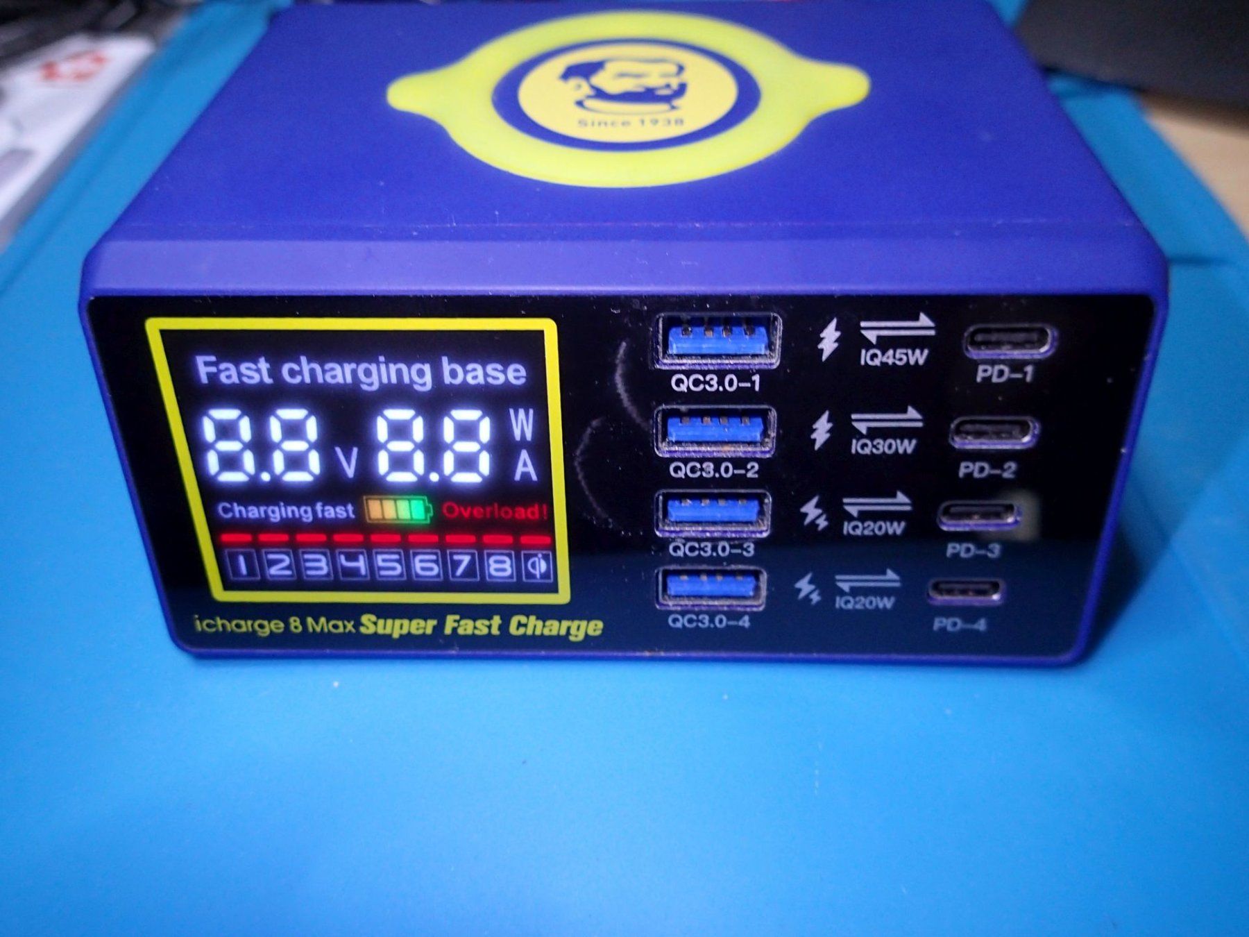 Caricabatterie: Mechanic Fast Charge Station Desktop USB Ladecenter – Usato da Zürich venduto da youelec 2