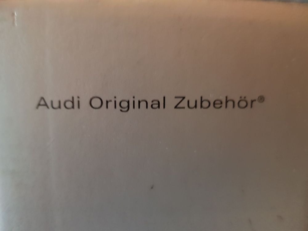 Audi ORIGINAL Kleiderbügel GUNSTIG