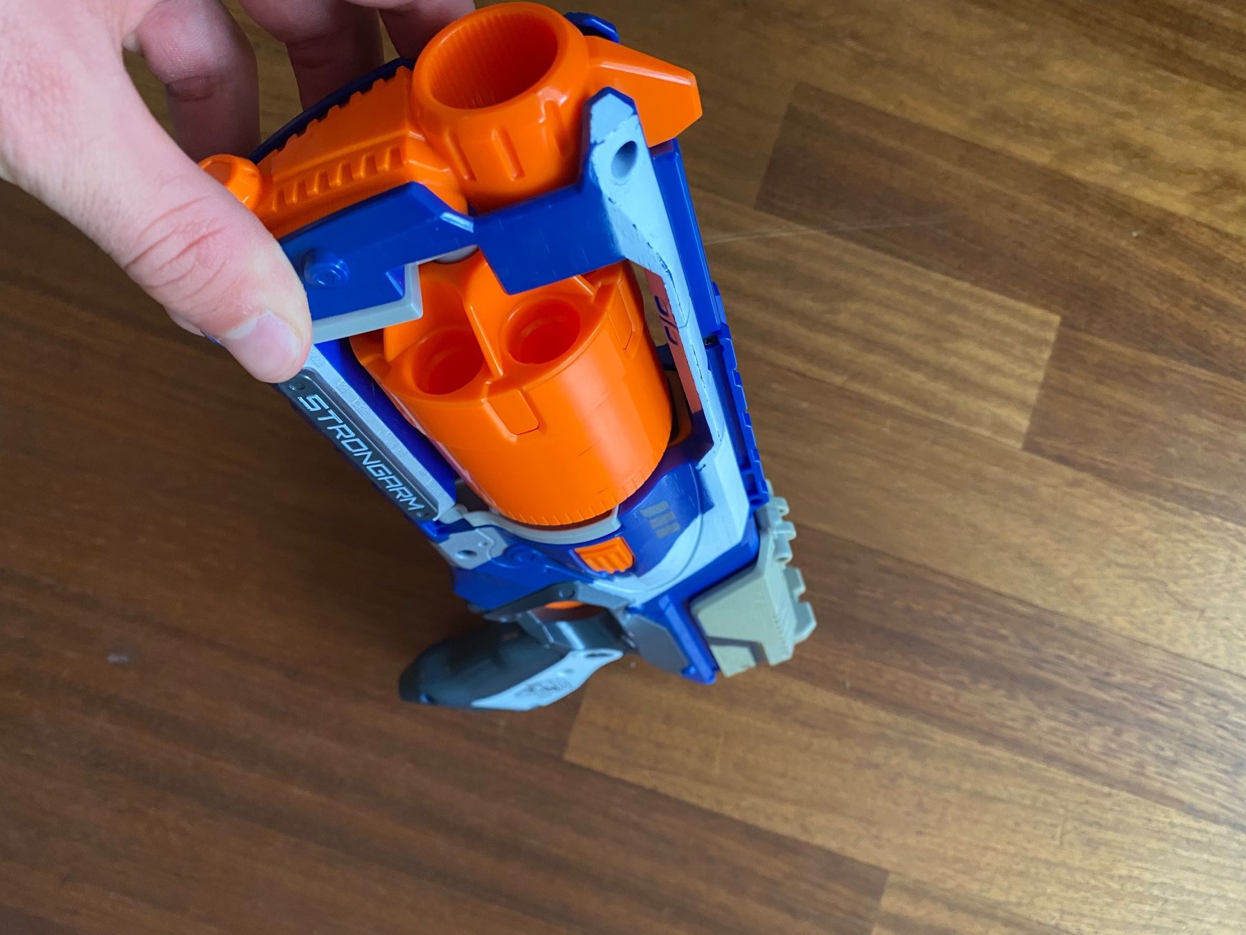 Nerf Spielzeuge: Nerf Elite Strongarm (inkl. 20 Pfeile) – Gebraucht aus Zumikon von ste_f6cx 3
