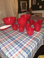 Rote Melamin Schüssel Set, Vintage und Keramik Behälter 