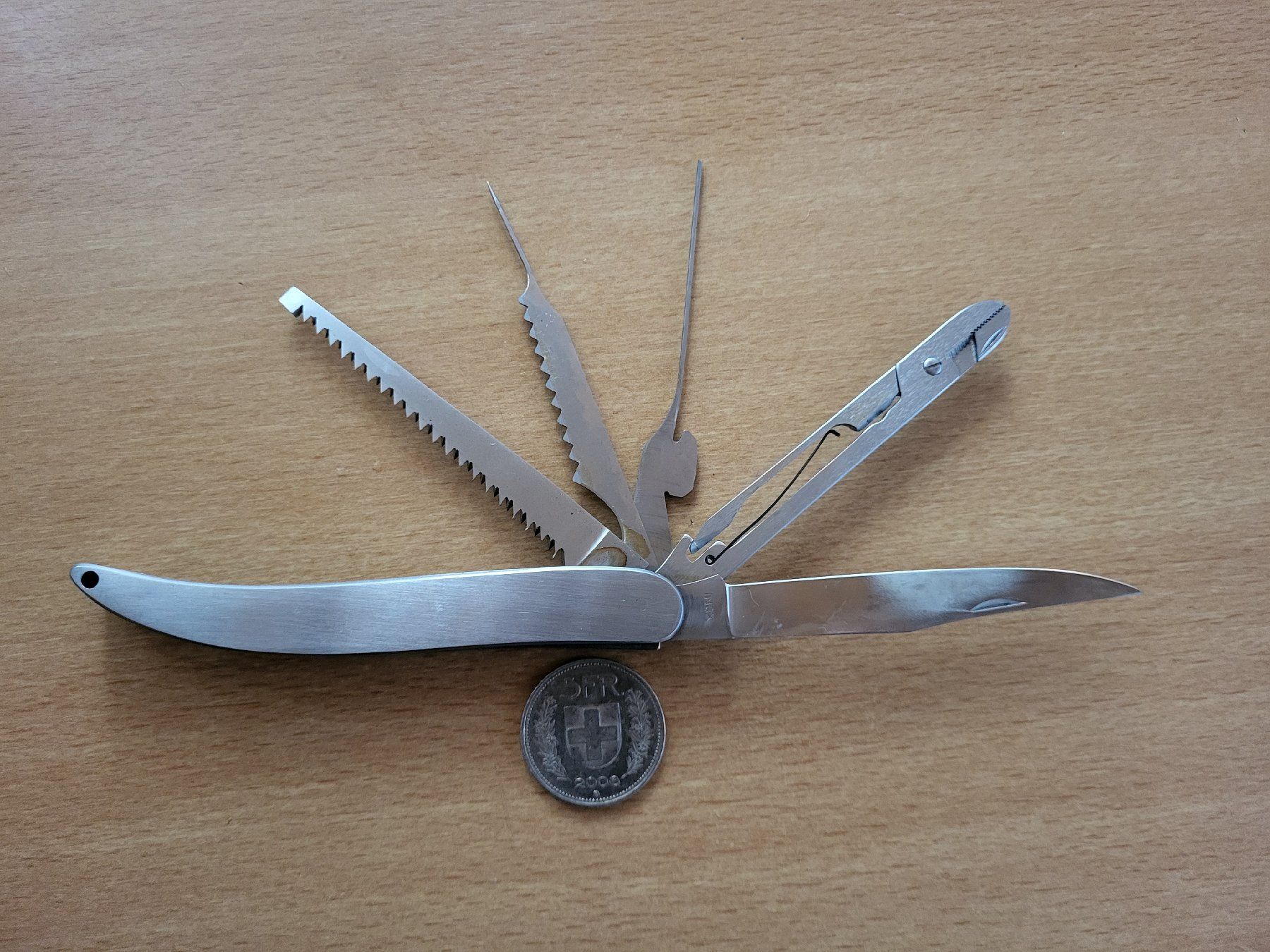 Taschenmesser: Multifunktionsmesser – Neu und originalverpackt aus Dietikon von AniaSunrise