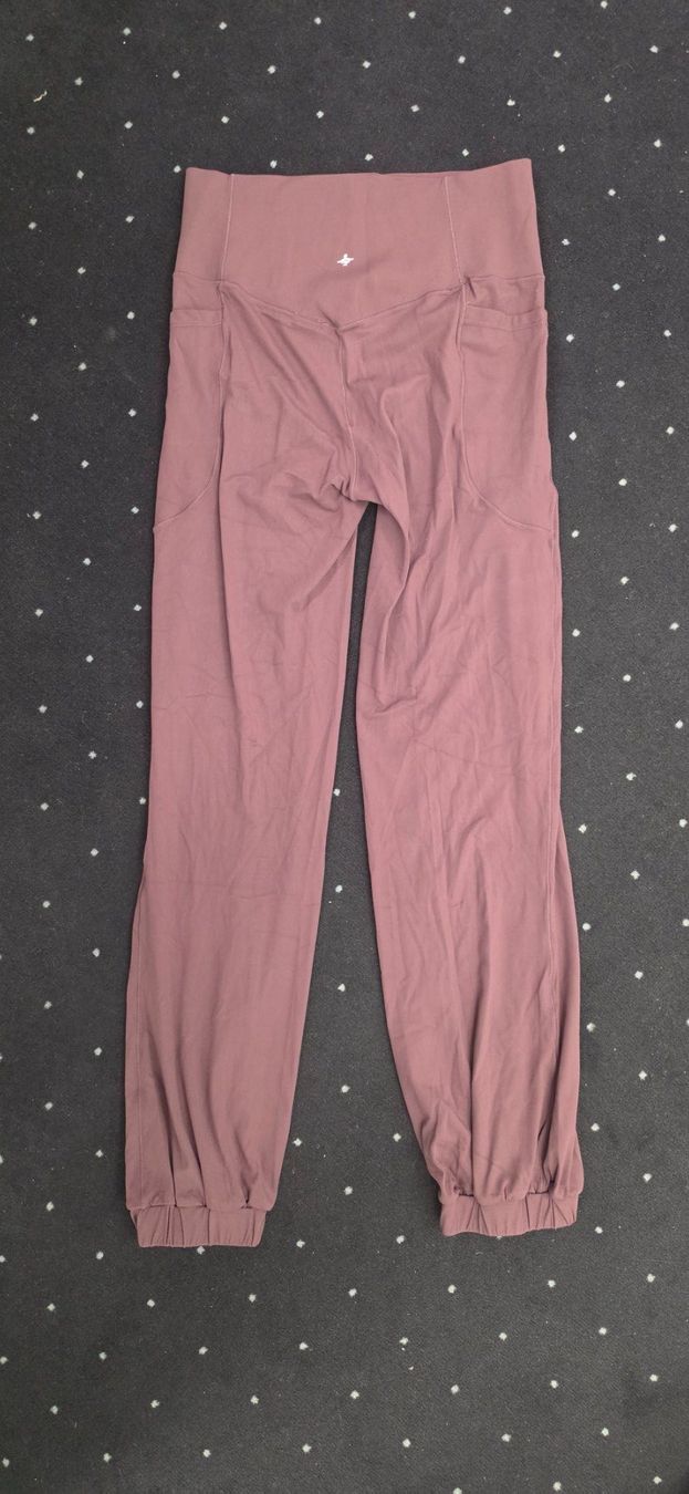 Halara Pantaloni: Halara SoftlyZero Jogger im Ballon-Stil – Nuovo (secondo la descrizione) da Willerzell venduto da Nox4you 1