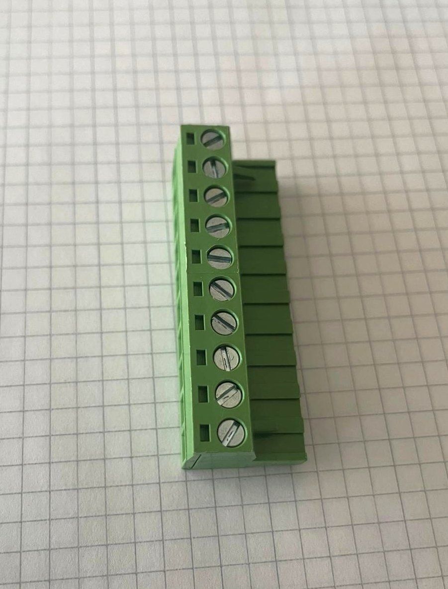 Componenti elettronici: Terminal Block steckbar 10 polig – Usato da Schaffhausen venduto da Jove1 1