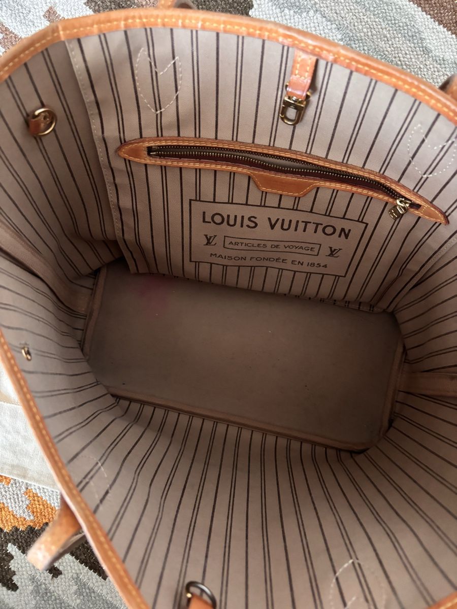 Louis Vuitton Sacs femmes: Louis Vuitton Neverfull MM Monogram – D'occasion à Wallisellen par littlesnail 5