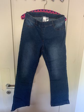 Damen Jeans Grösse 38 dunkelblau guter Zustand gebraucht 