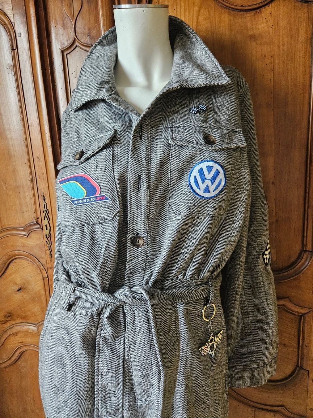 Tute: combinaison Pilote esprit vintage 40 course automobile – Nuovo e nell'imballaggio originale da Thônex venduto da lacomtessedesfees 1