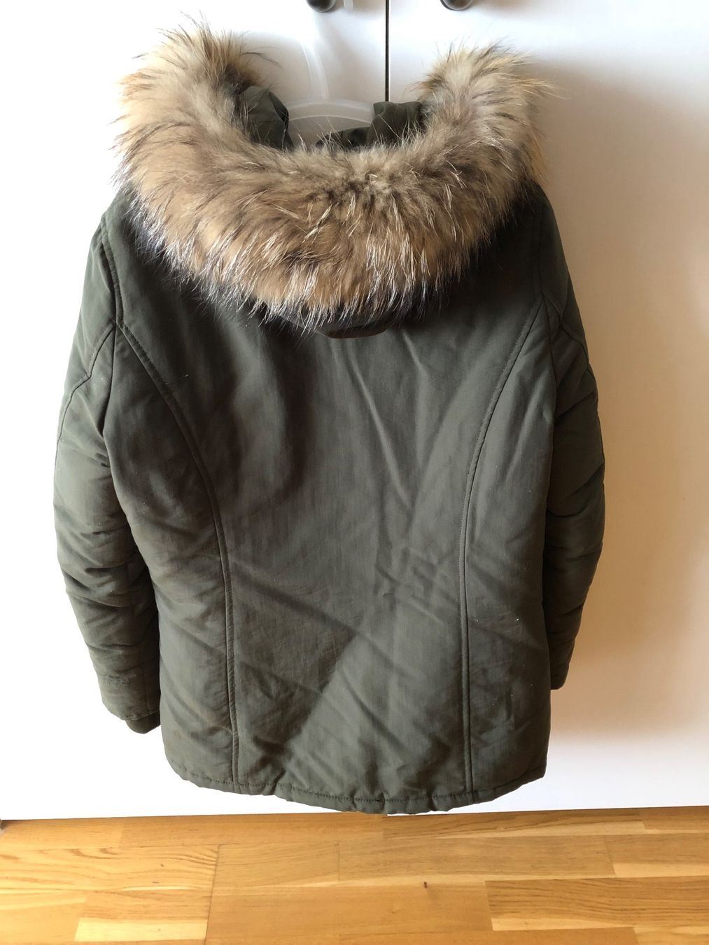 Giacche: Parka/Winterjacke Olivgrün – Usato da Jona venduto da n.ferrari 1