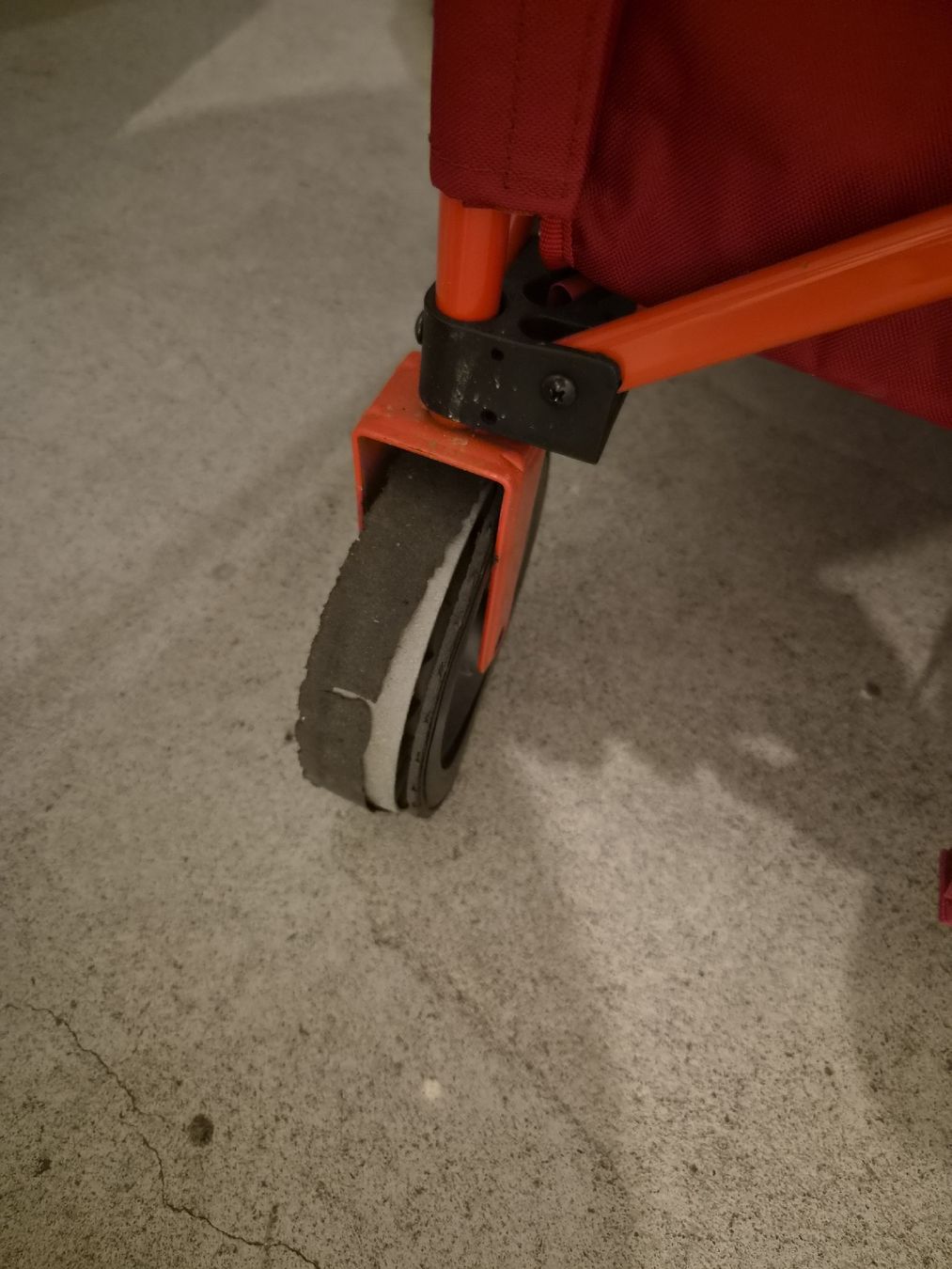 Carrelli di trasporto: Bollerwagen Coleman – Usato da Ettiswil venduto da Monika81 2