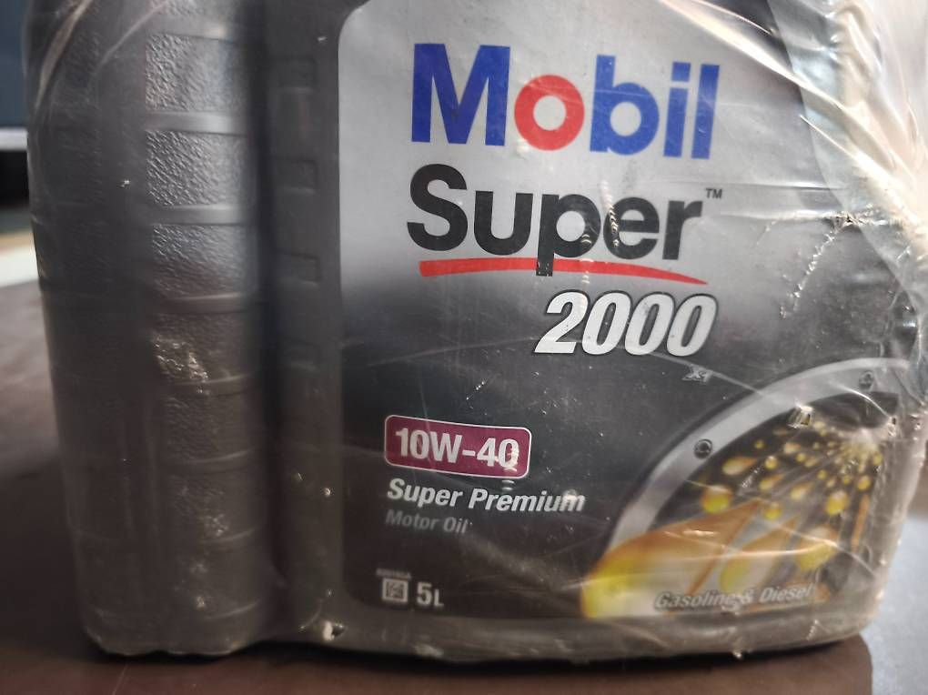 Oli & Additivi: Motorenöl 10w40 6 Liter. – Usato da Zihlschlacht venduto da rad_vvm9
