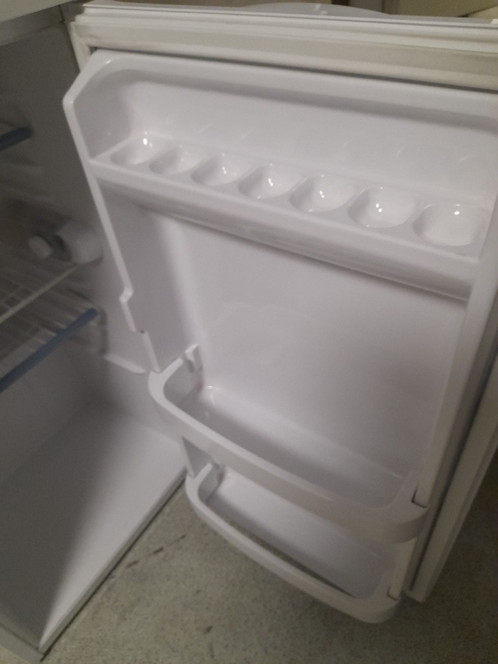 Whirlpool Kühlschrank: Kühlschrank – Gebraucht aus Glattbrugg von B_B 1