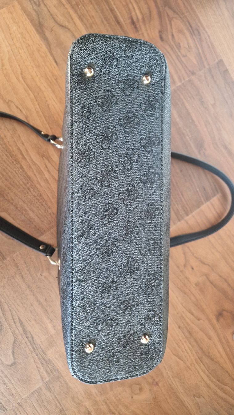 Guess Borse da donna: Handtasche Guess wie neu – Usato da Rafz venduto da lar_262x 3