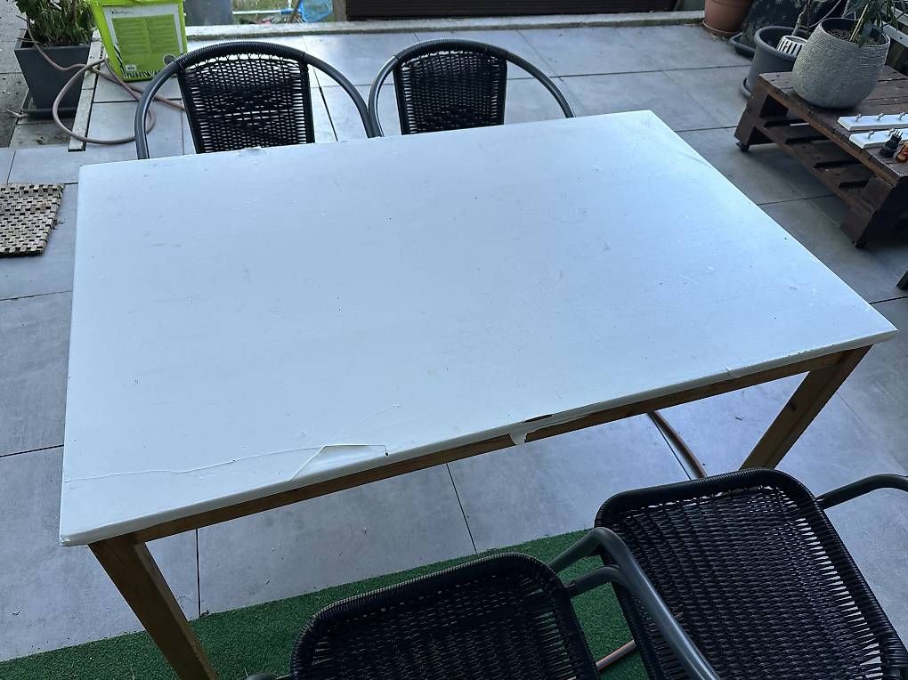 Set di tavolo e panche: Garten Tisch mit 4 Stühle – Usato da Muttenz venduto da anna123 2