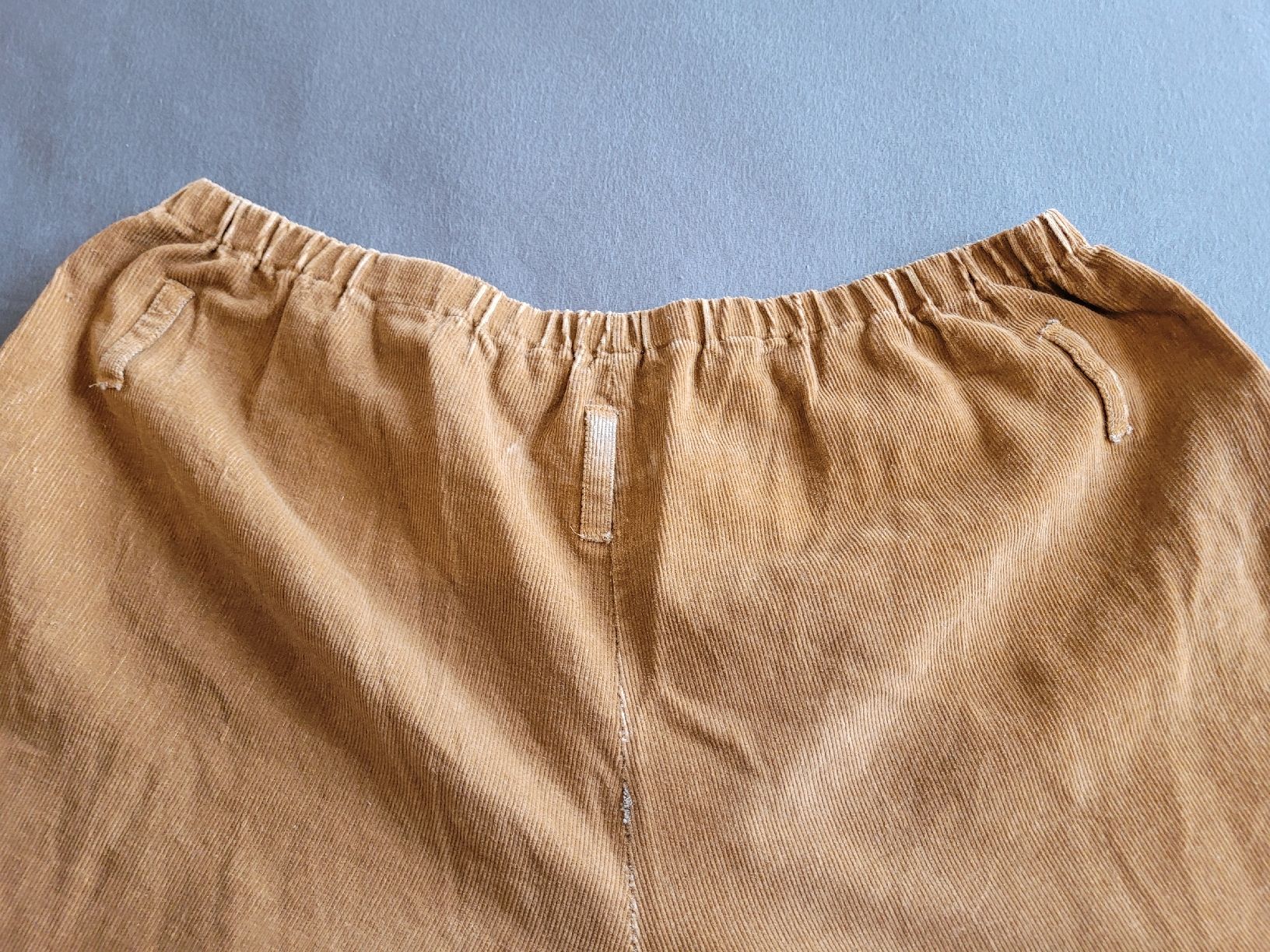 Pantaloni: Selbstgeschneiderte Hose – Usato da Aarburg venduto da Misohn 2
