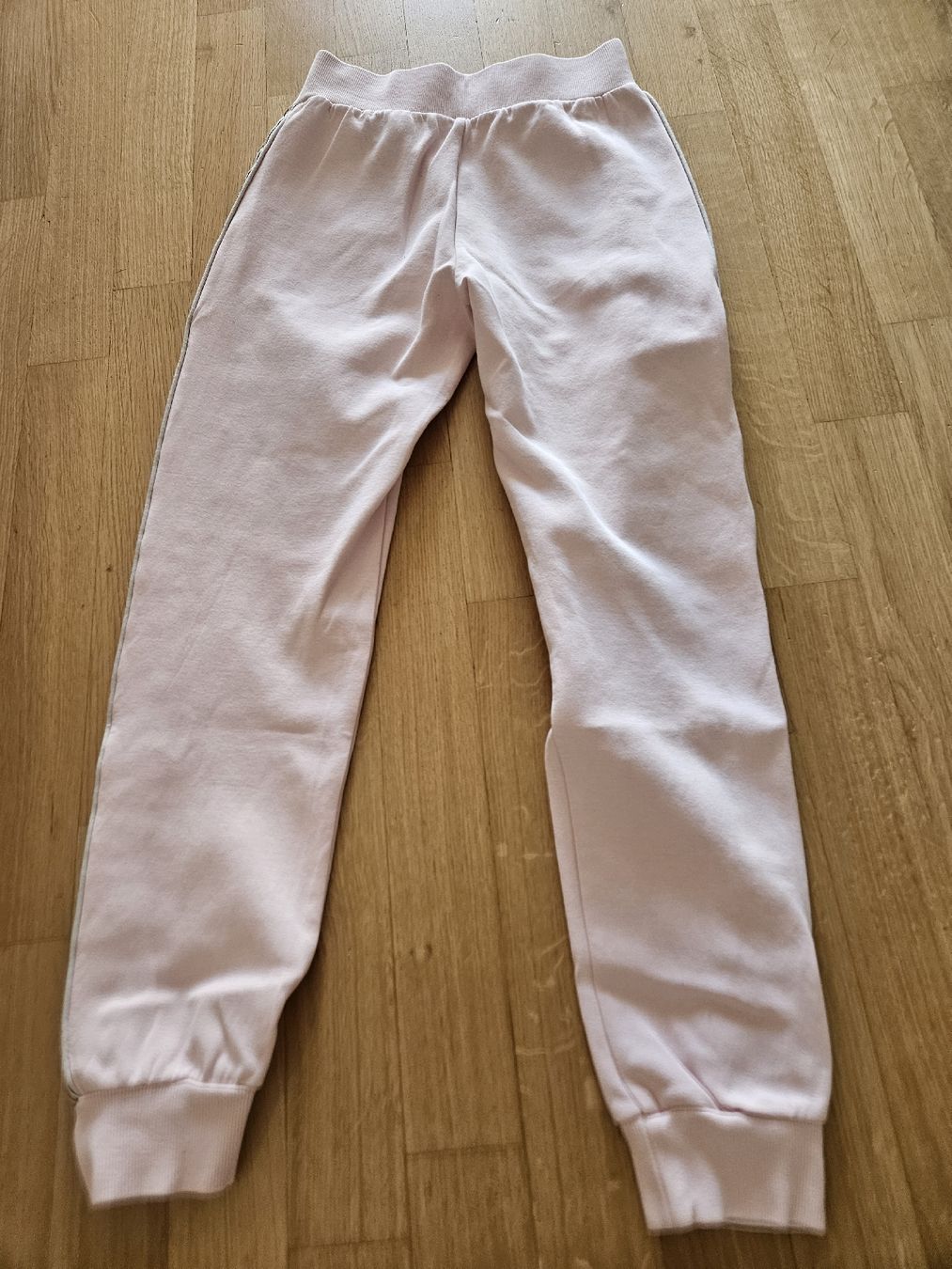 Guess Hosen: jogginghose – Gebraucht aus Luzern von Dan_8m79 3