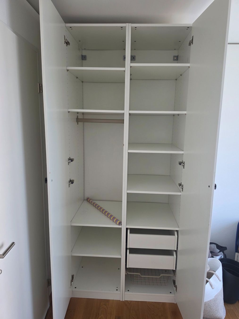 Armoires: Kleiderschrank – D'occasion à Zug par Ggib 1