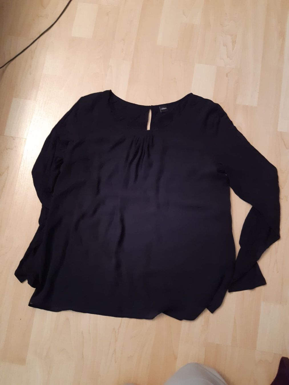 Lotti di vestiti: MARKENKLEIDERPAKET, GR. 40 M,  4Stk. – Usato da Sachseln venduto da jocaso 1